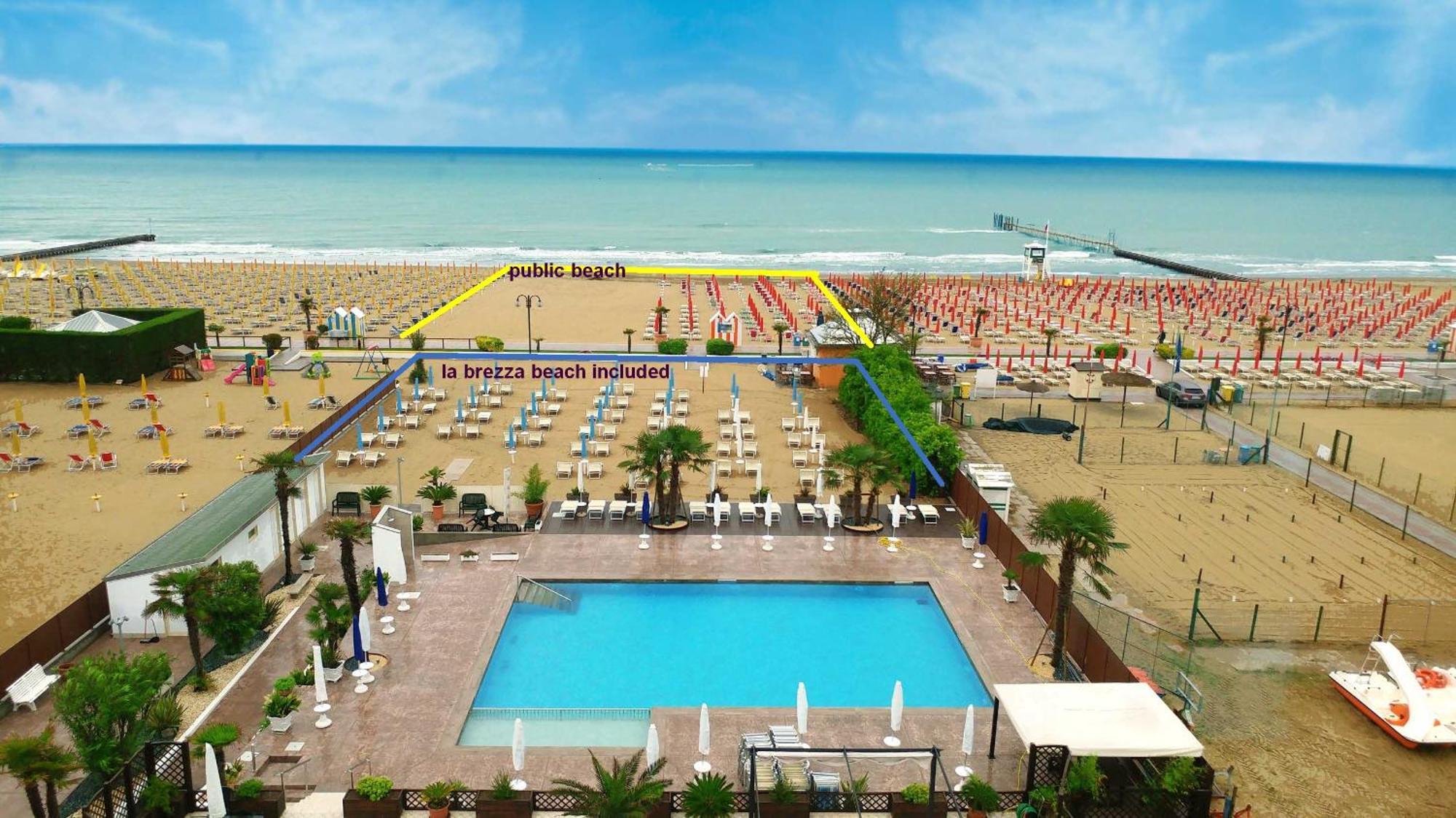 Hotel La Brezza Frontemare Lido di Jesolo Buitenkant foto